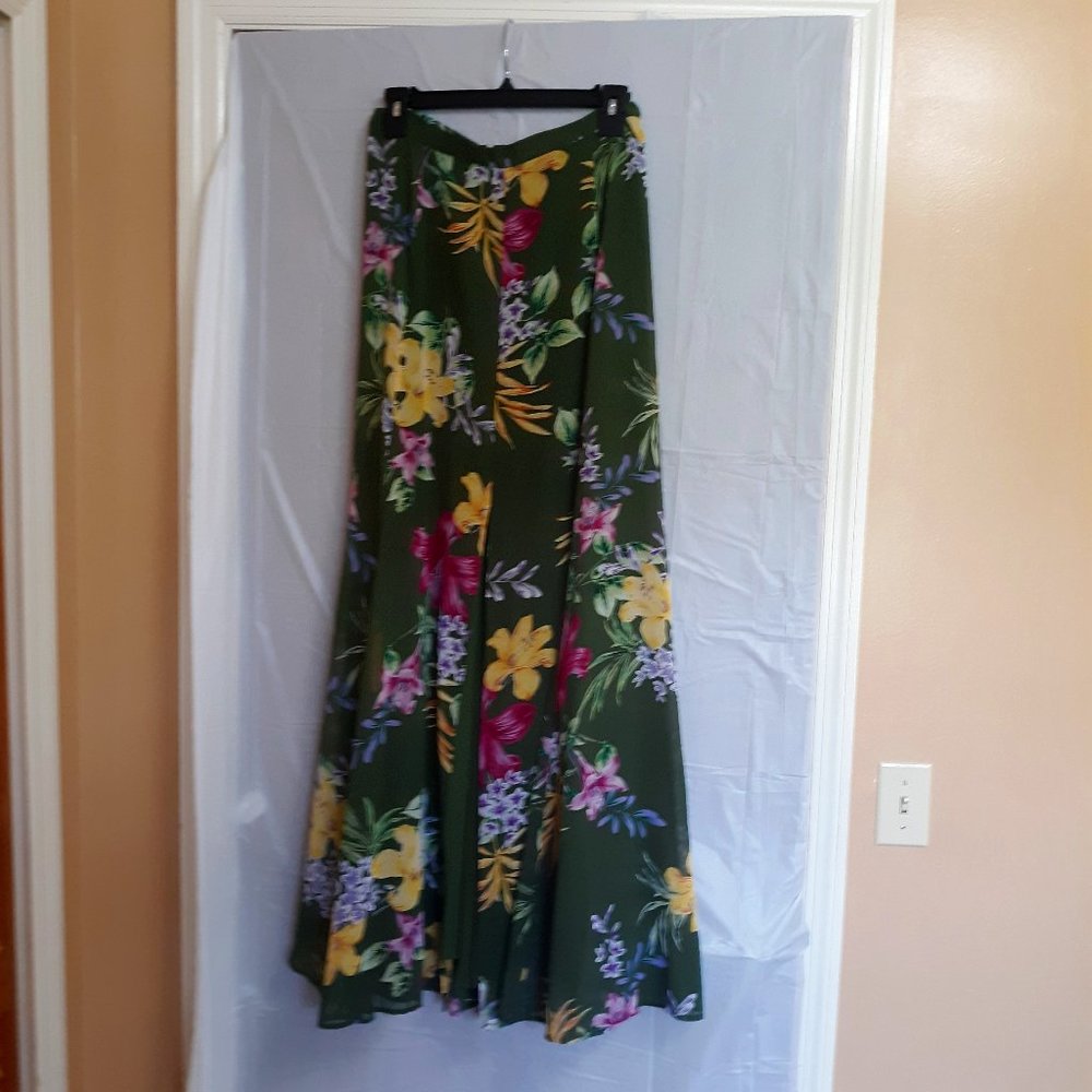 Eva Mendes Women XXL Olive Green Skirt w/ Floral Print